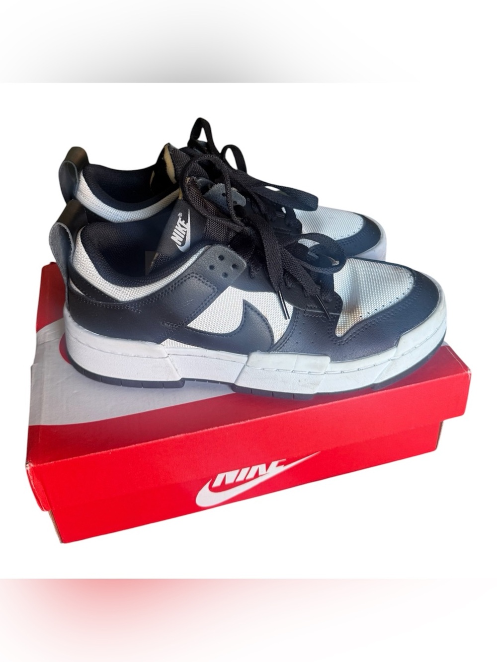 Nike Kids Black and White Low-Top Sneakers with Mesh Panels